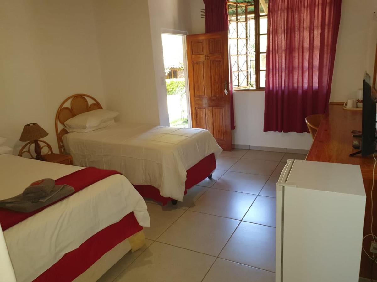 Carsdale Country Lodge Empangeni Buitenkant foto