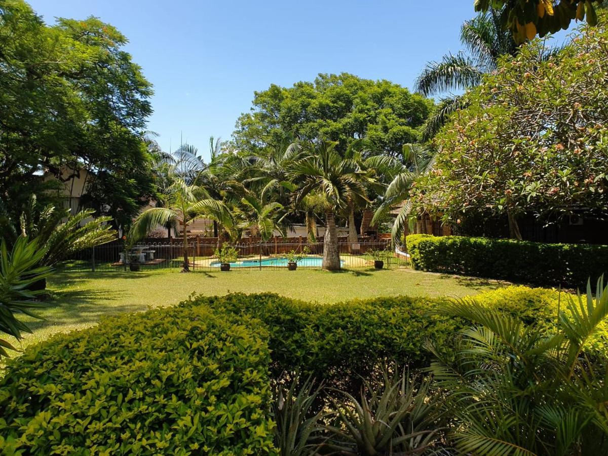 Carsdale Country Lodge Empangeni Buitenkant foto