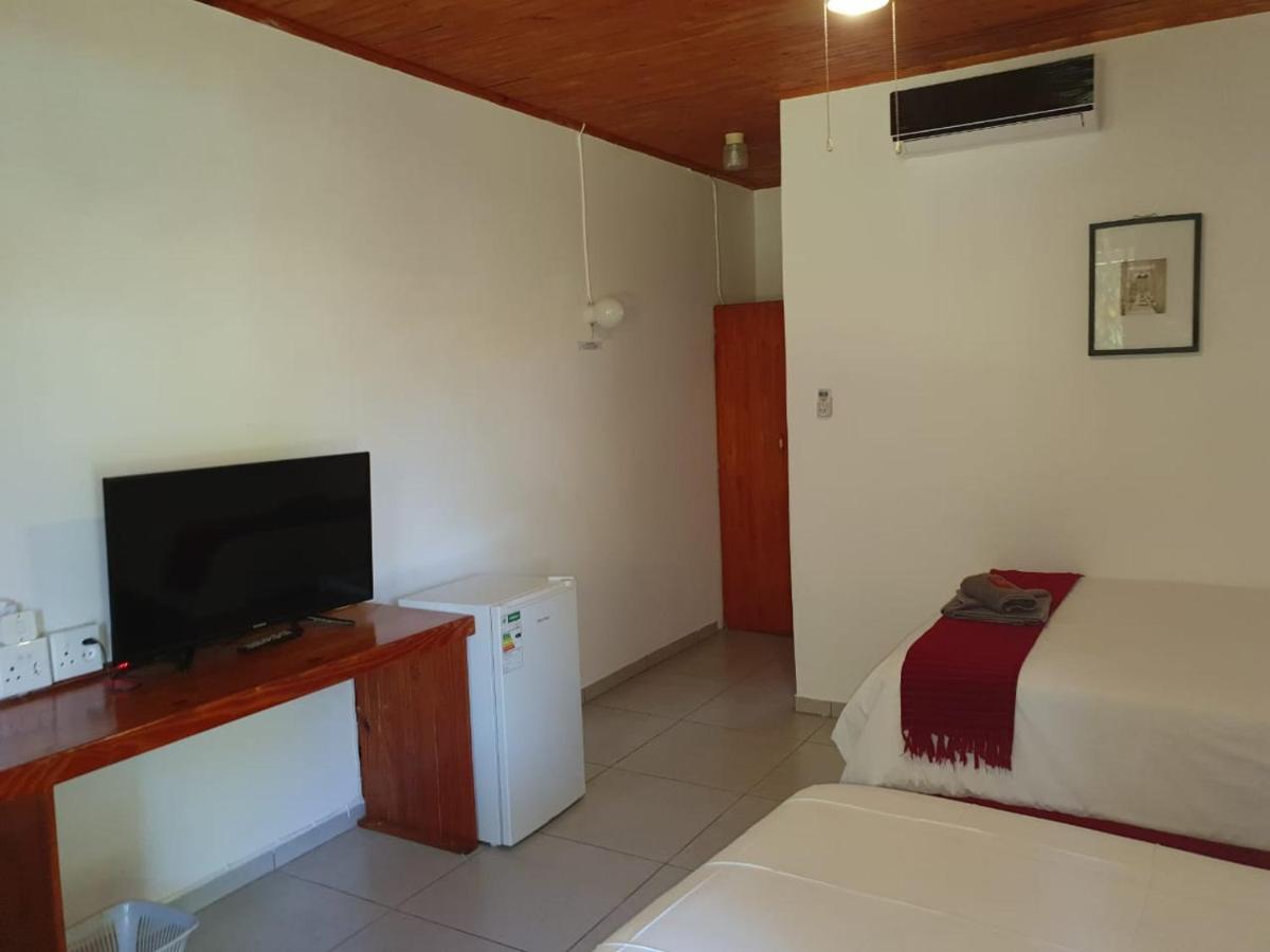 Carsdale Country Lodge Empangeni Buitenkant foto